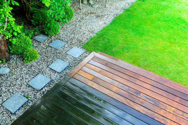 Best Vinyl Siding Pressure Washing in Mendota, IL